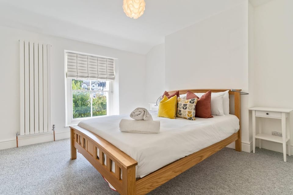 Mumbles Coastal Home - Near Beach & Promenade House in The Mumbles