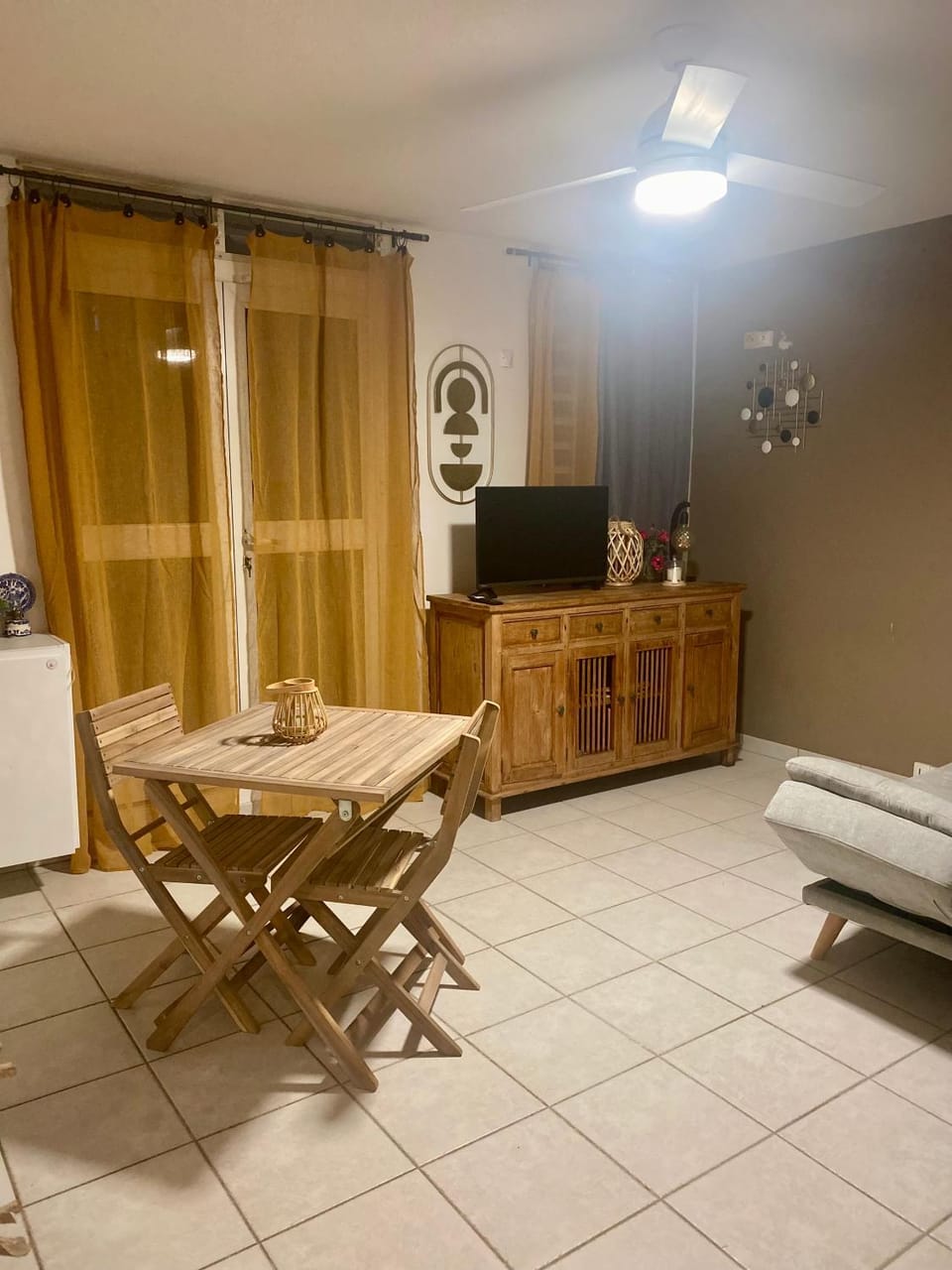 Évasion Urbaine T2 Cozy et Paisible Apartment in Fort-de-France
