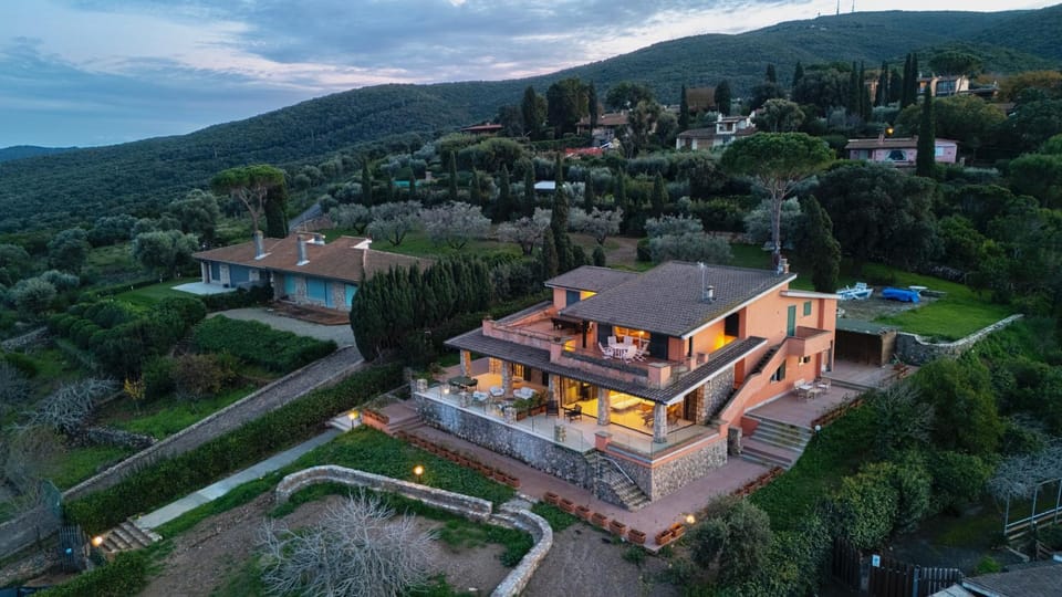 Property building, Day, Natural landscape, Bird's eye view