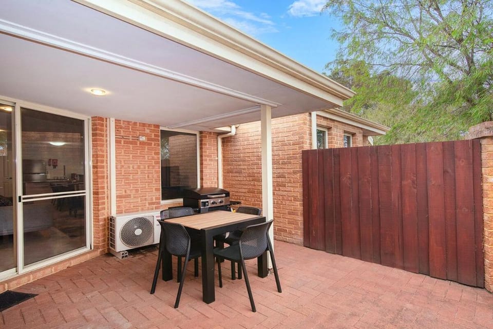 Patio, BBQ facilities, Balcony/Terrace