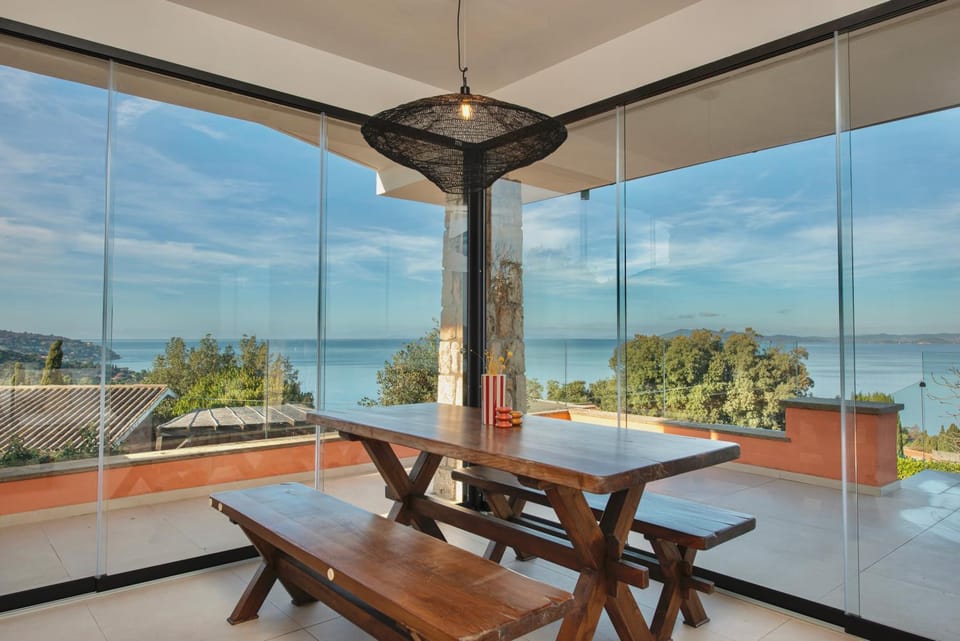 Patio, Day, Natural landscape, View (from property/room), Balcony/Terrace, Living room, Seating area, Dining area, Sea view