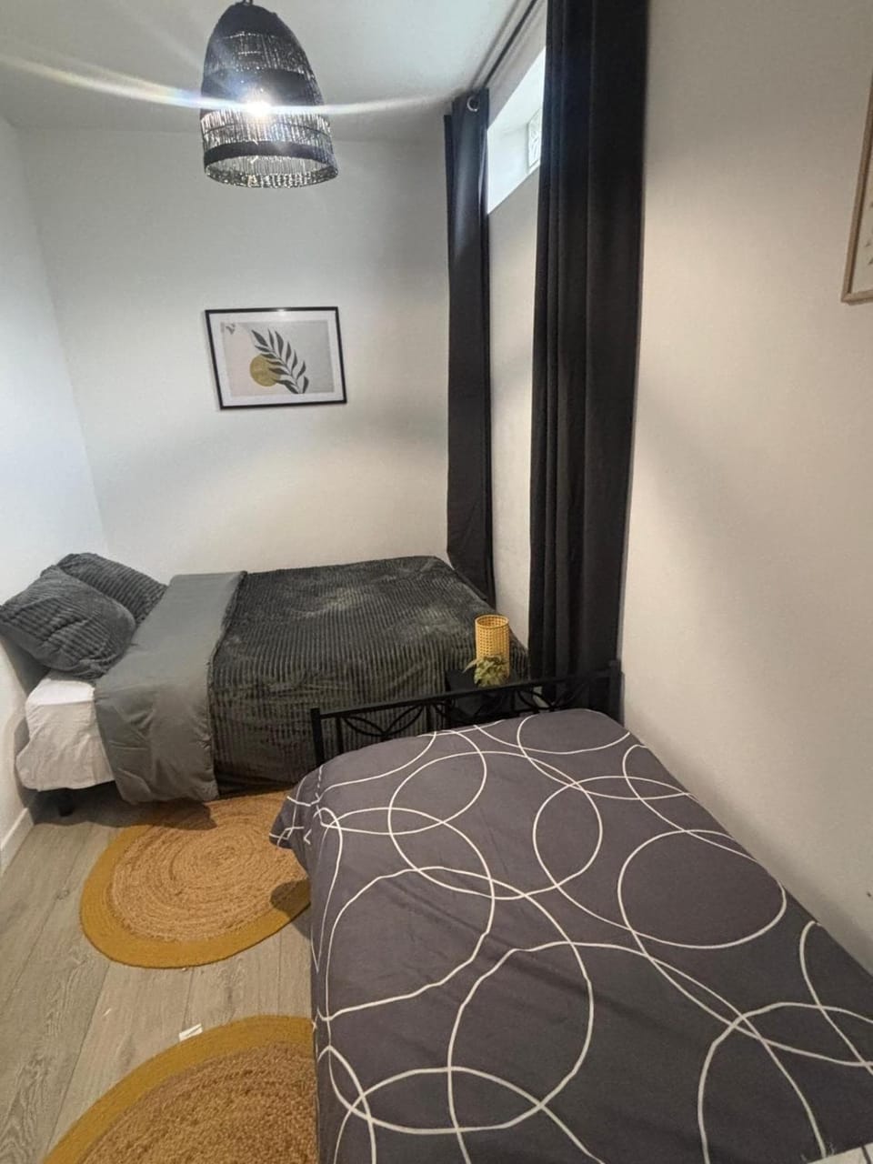 Bed, Photo of the whole room