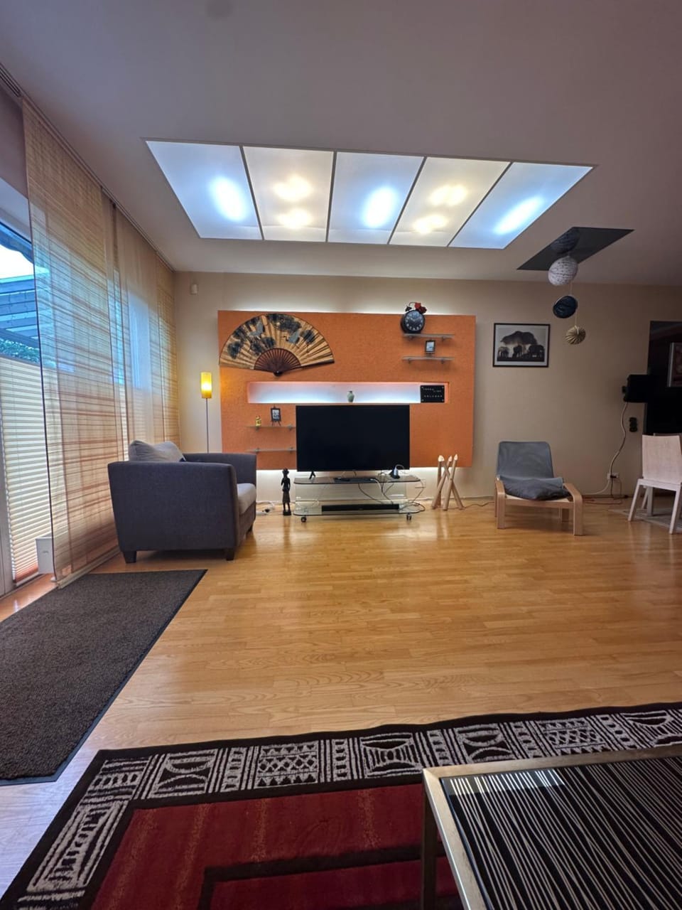 Communal lounge/ TV room, Living room, Seating area