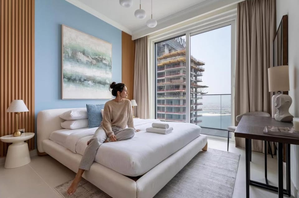 GuestReady- Emaar Waterfront Living | Beach Access Apartment in Dubai