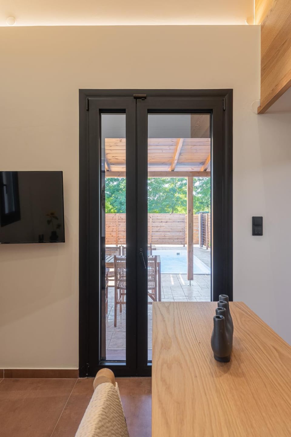 TV and multimedia, Dining area