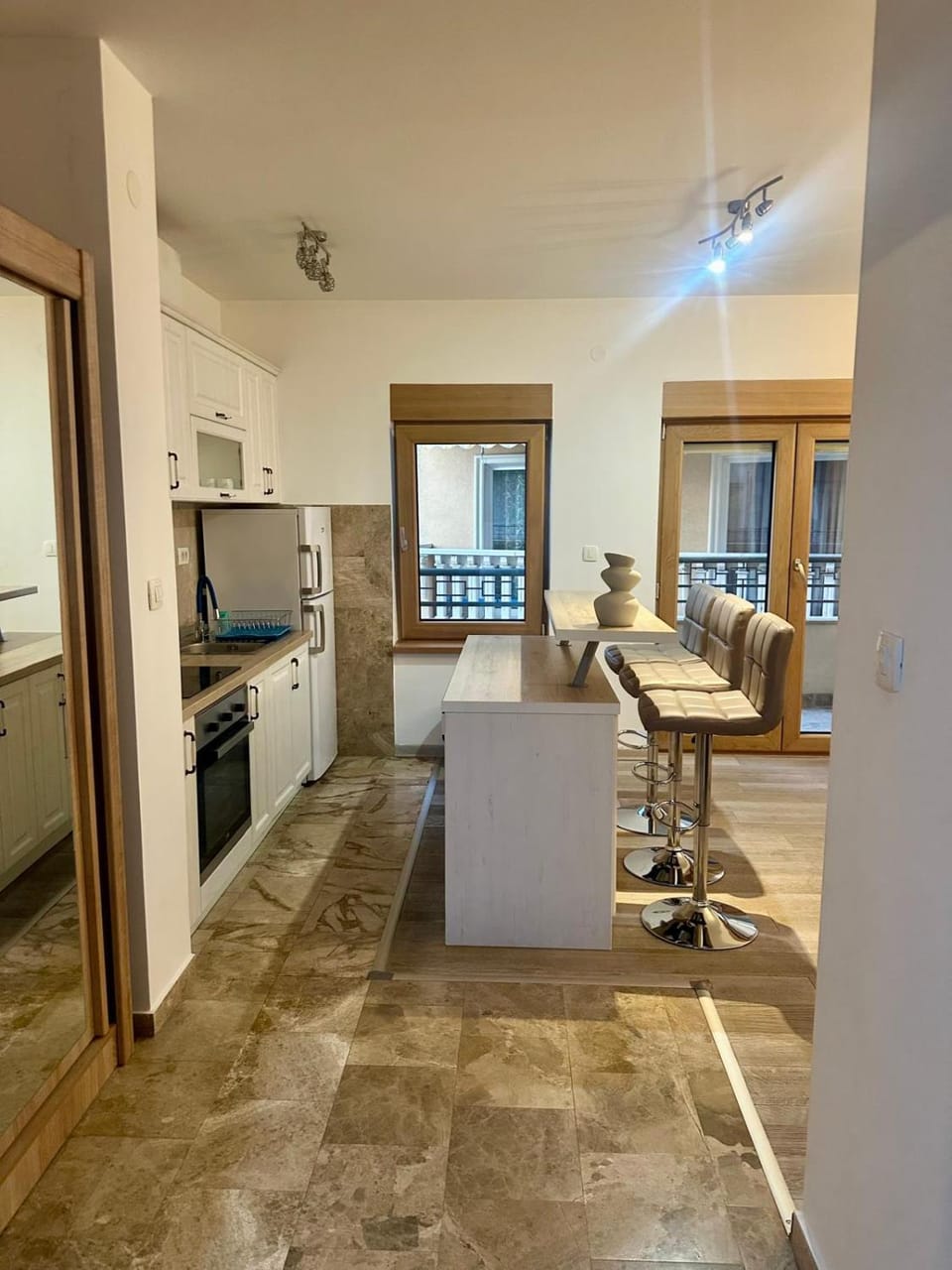 The Coastal Charm - Summer Season Recommendation Apartment in Budva Municipality