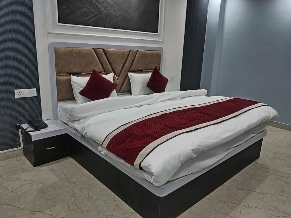 Hotel KS GRAND Hotel in Uttar Pradesh