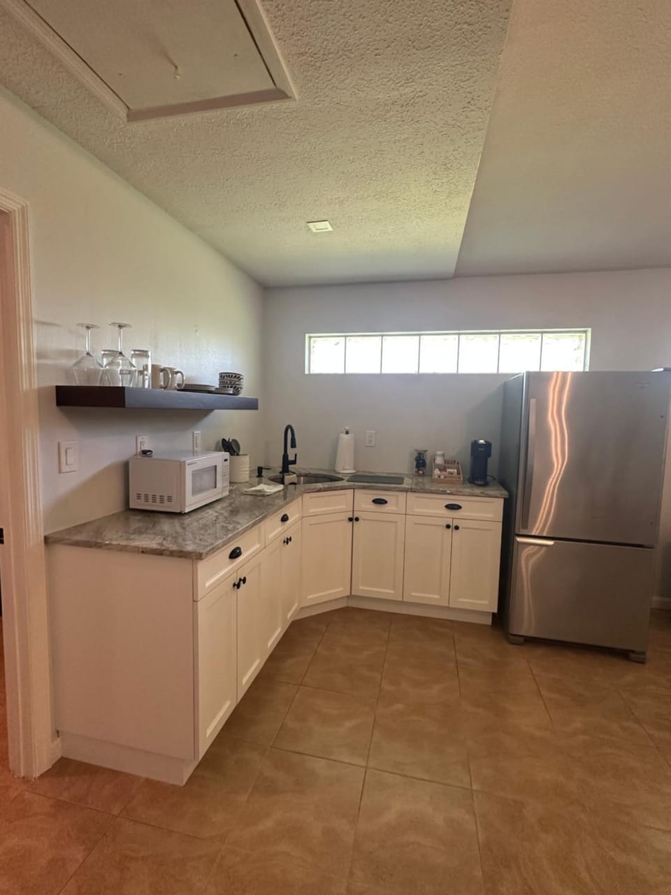 Kitchen or kitchenette, toaster