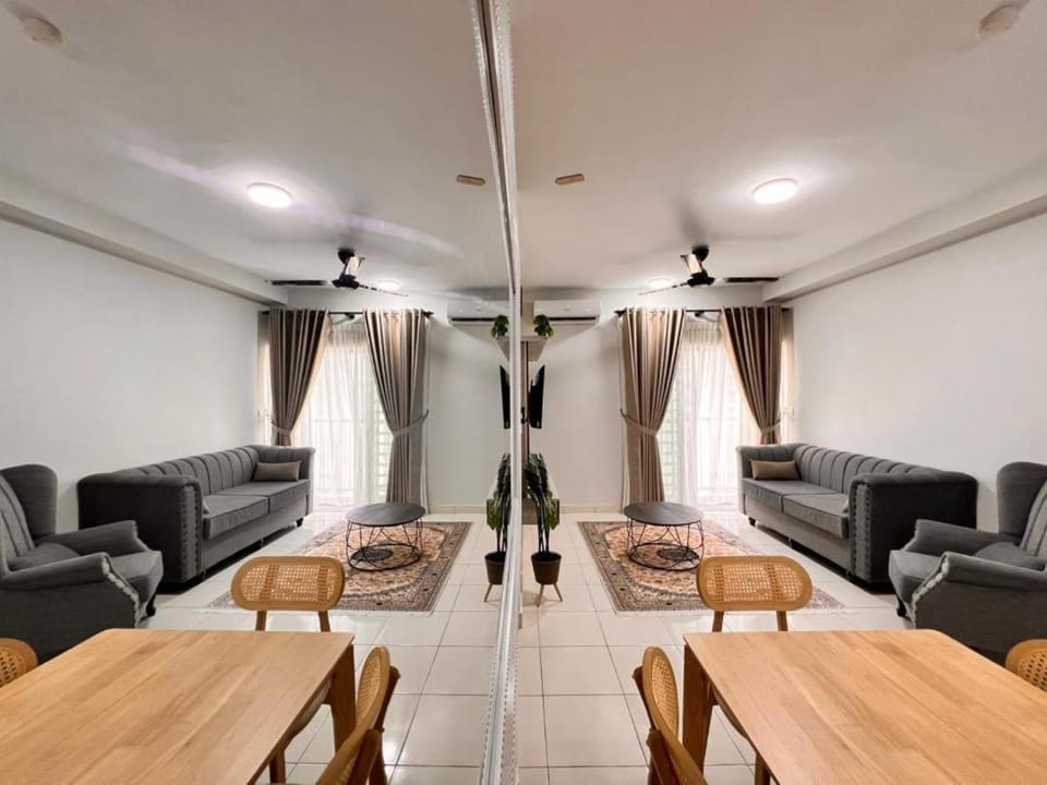 Charlie2812 Hawraa Homestay 3BR Alanis Residence Apartment in Selangor, Malaysia
