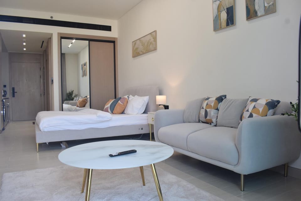 Binghatti Dusk Studio with Gym &Pool Apartment in Dubai