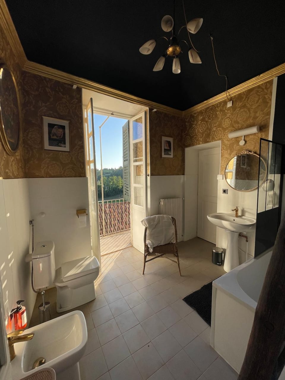 Toilet, Bathroom