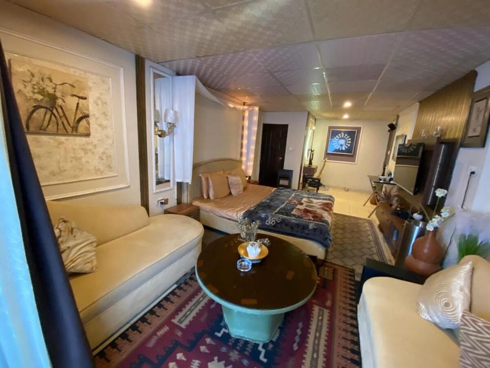 Photo of the whole room