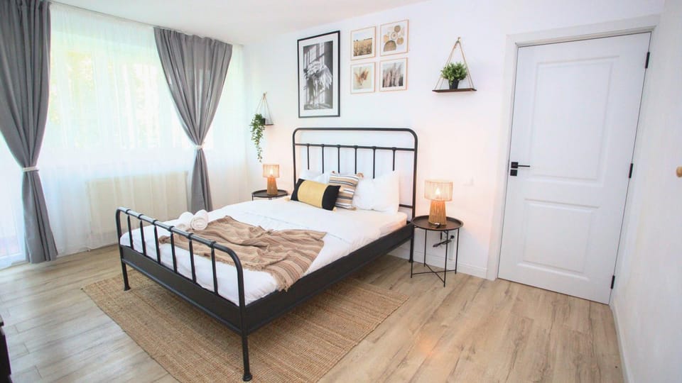 FLH - Emily's Secret Apartment in Bucharest