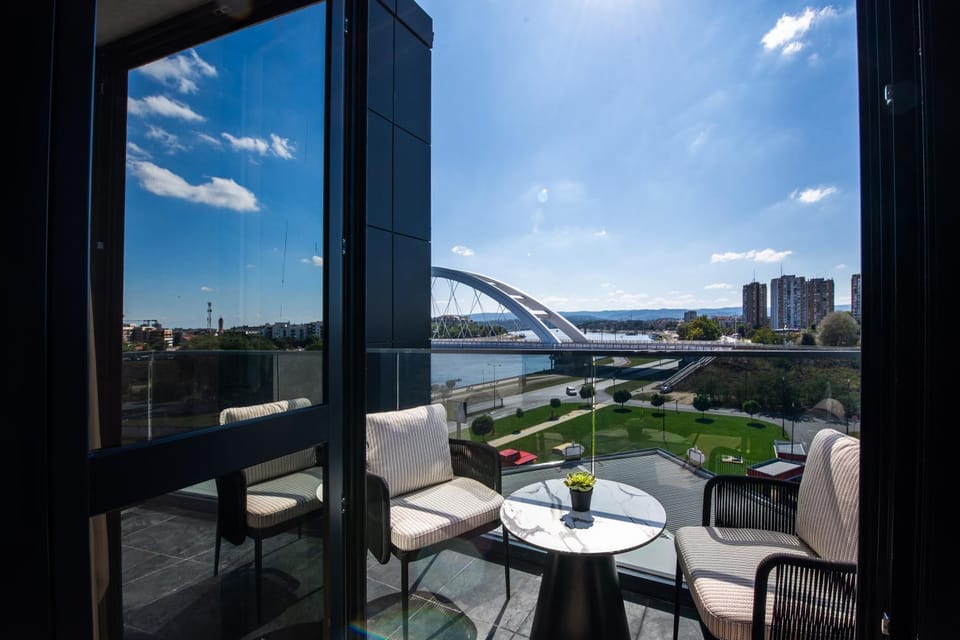 Day, Natural landscape, View (from property/room), Balcony/Terrace, Seating area