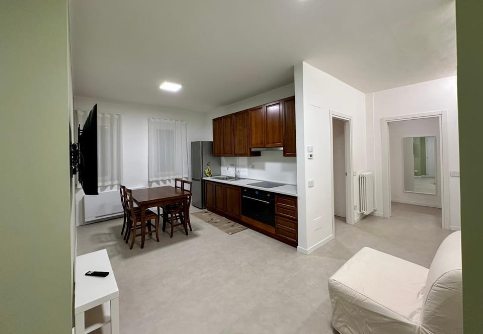 Kitchen or kitchenette, Living room, Seating area, Dining area, oven, stove