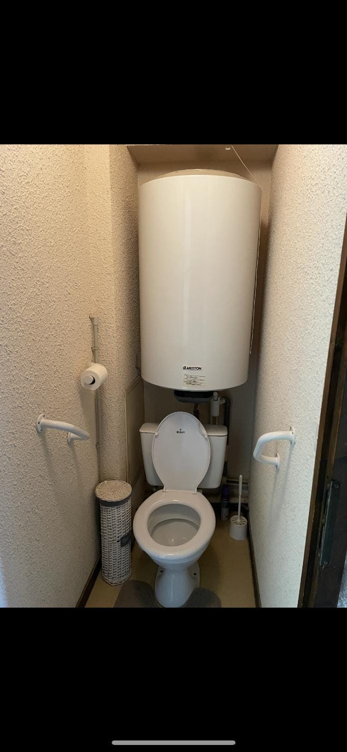 Toilet