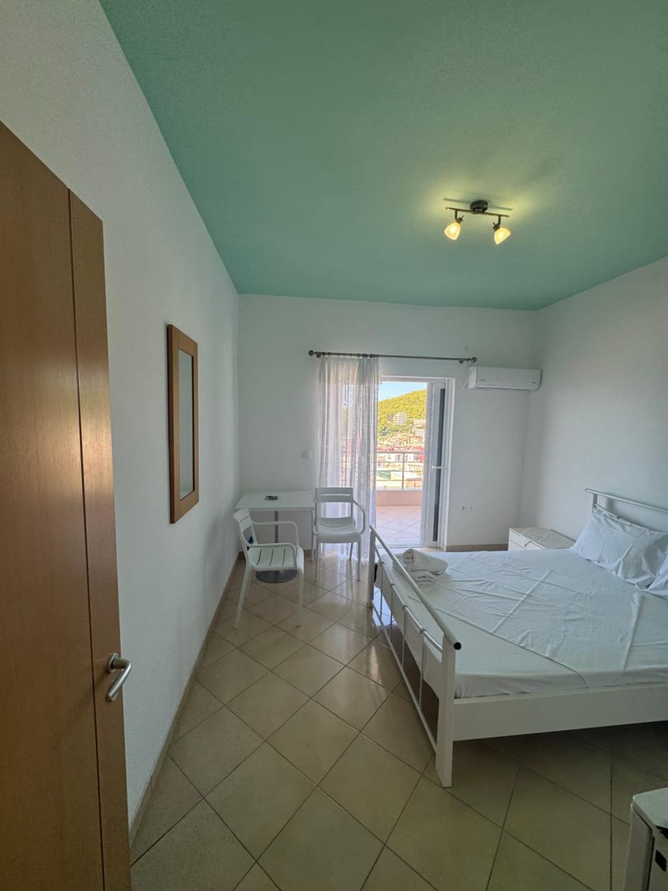 Eleonora & Kyriakos Guesthouse Bed and Breakfast in Vlorë County, Albania
