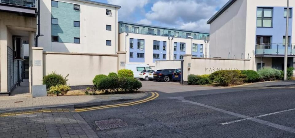 Luxury Marina View Apartment Apartment in Swansea