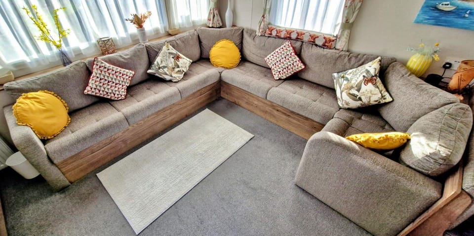 Trieste, 2 Bedroom, 6 Berth Caravan, Seasalter, CW17 House in City of Canterbury