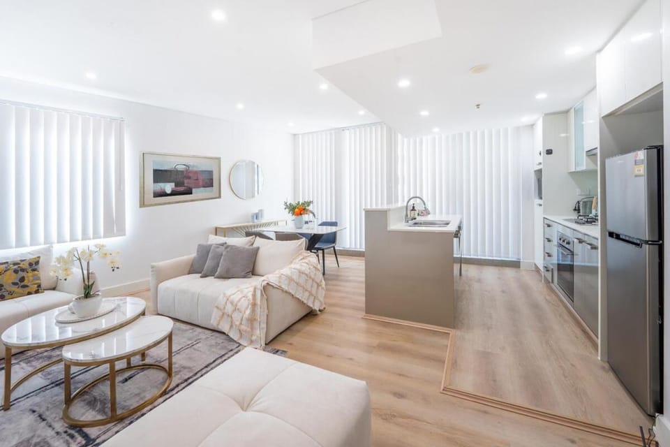 Relax 3 bd CBD Oasis Close to ICC and Darling Harbor Apartment in Sydney