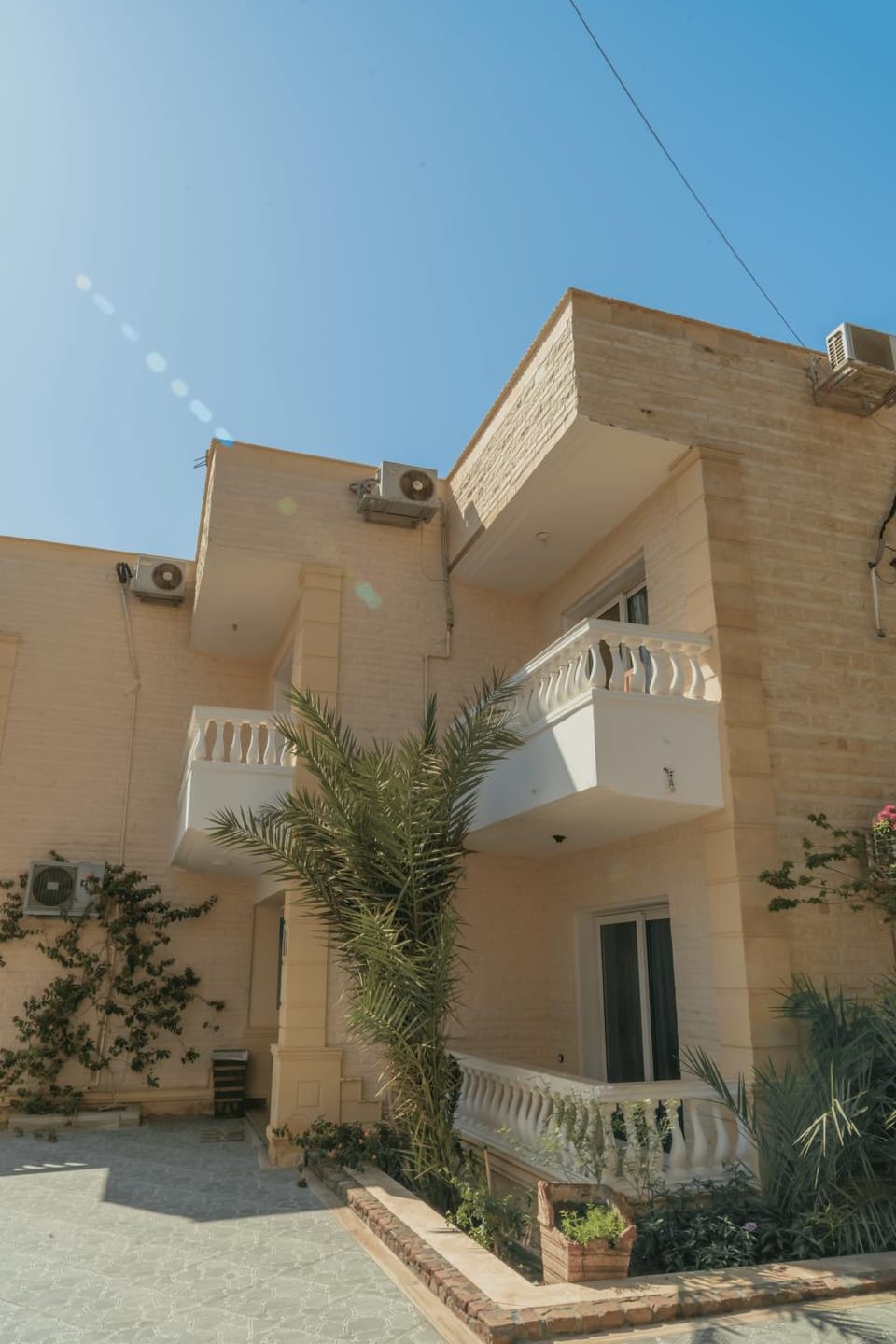 Property building, Day