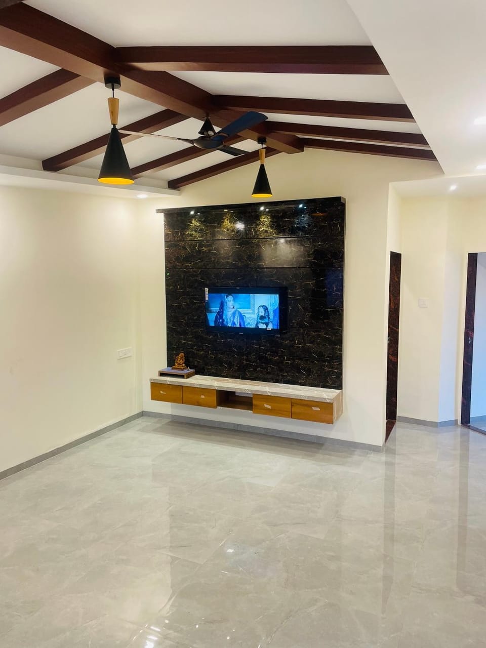 J palace Villa in Mahabaleshwar
