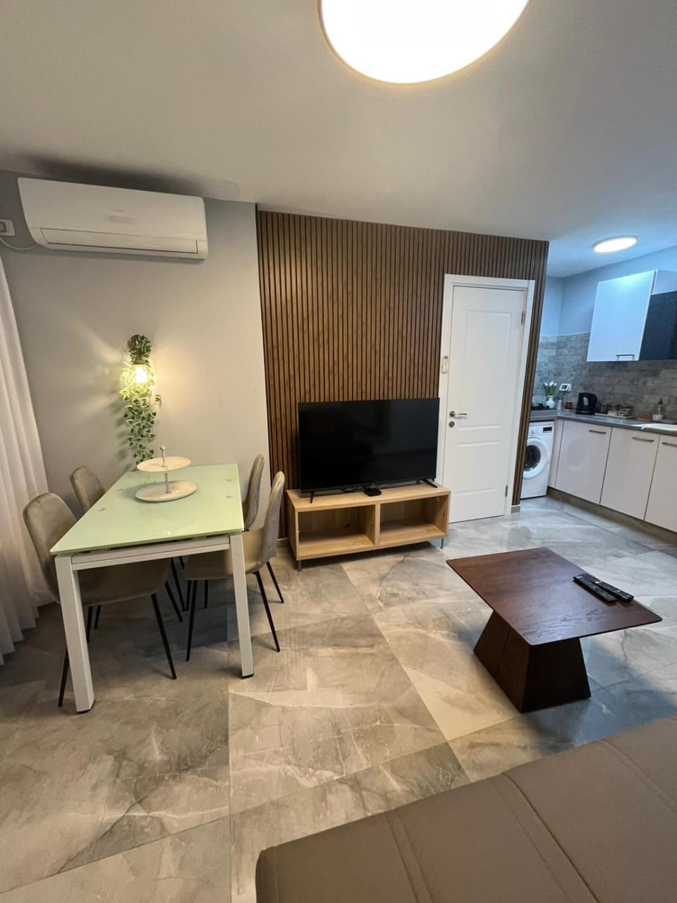 דירת היהלום - 5 דקות נסיעה מהים Apartment in Tel Aviv-Yafo