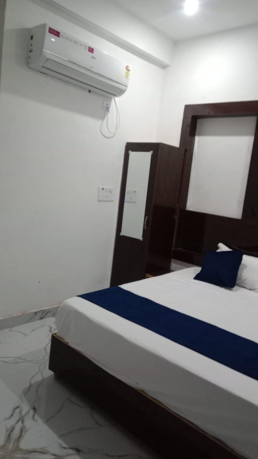Hotal Yash Dham Bed and Breakfast in Uttar Pradesh
