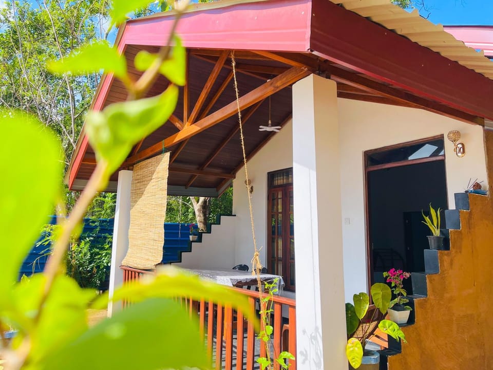 Property building, Patio, Spring, Day, Garden, View (from property/room), Balcony/Terrace, Garden view