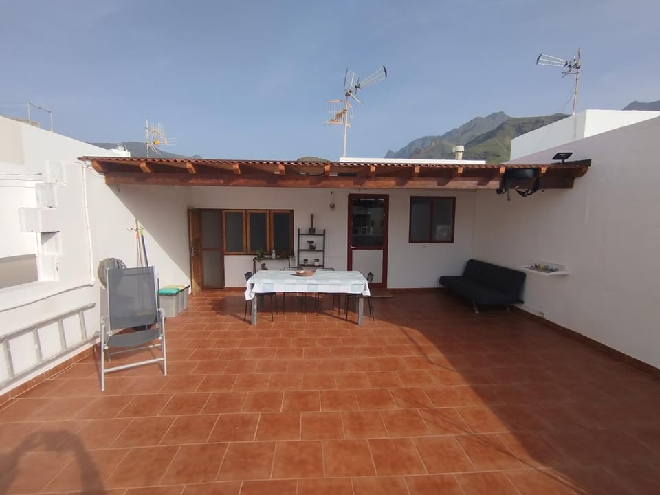 Balcony/Terrace, Mountain view, sunbed