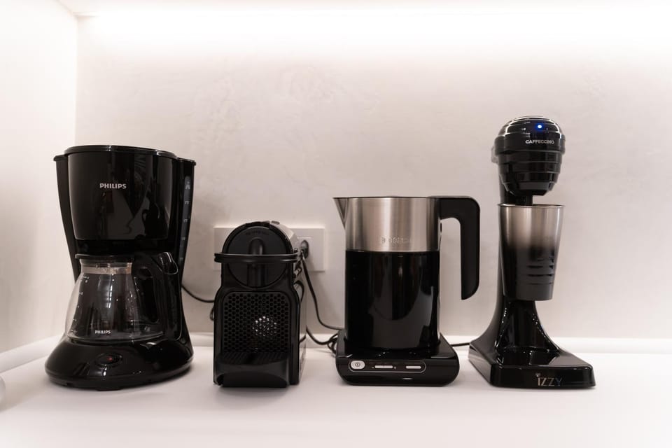 Coffee/tea facilities