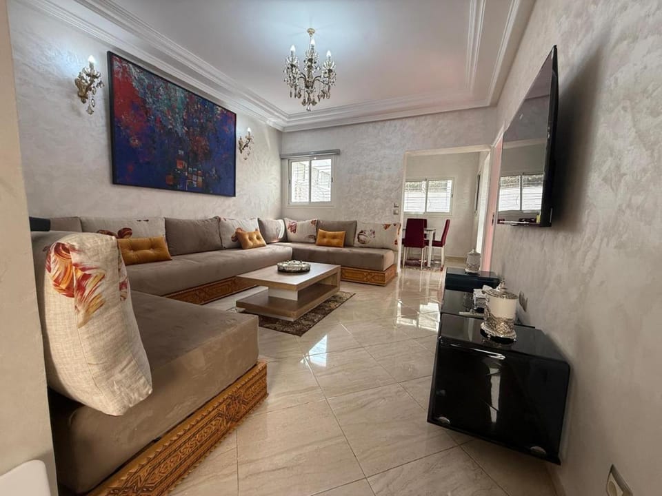 Communal lounge/ TV room, TV and multimedia, Living room