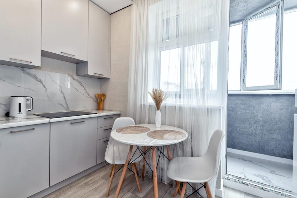 Coffee/tea facilities, Kitchen or kitchenette, Dining area, minibar, oven, pet friendly, stove