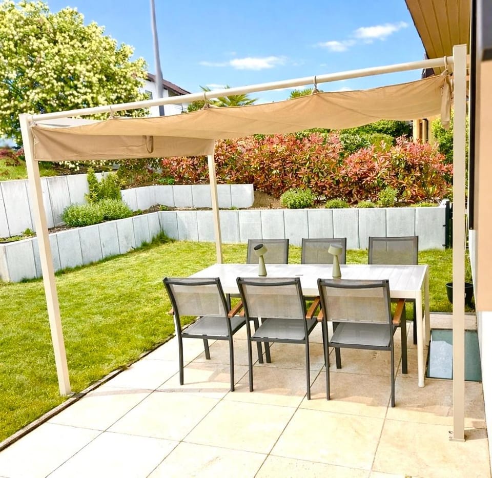 Garden, Balcony/Terrace, Dining area