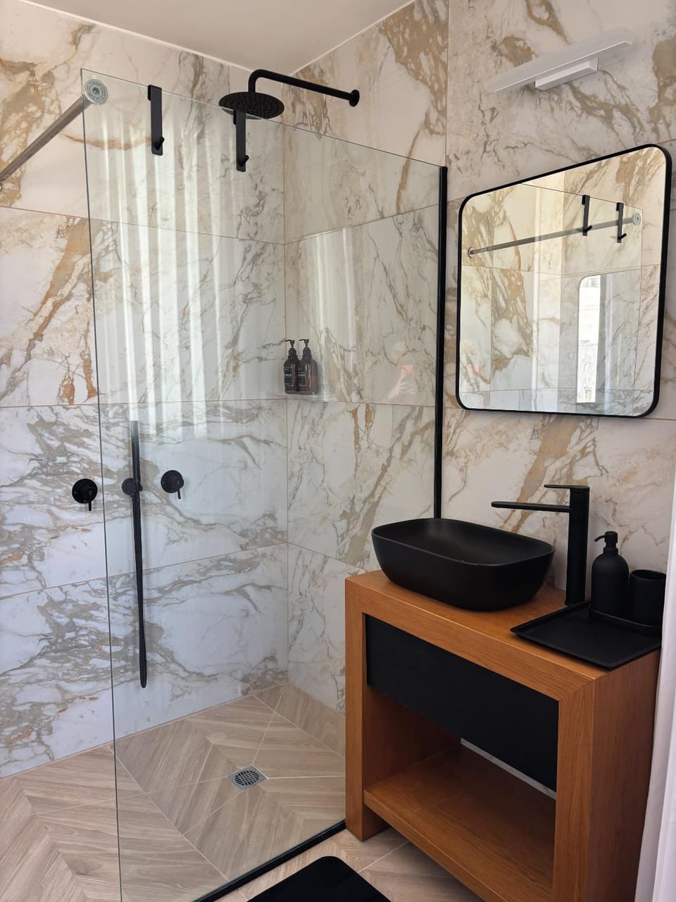 Shower, Bathroom