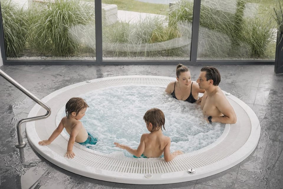 People, Hot Tub, Swimming pool