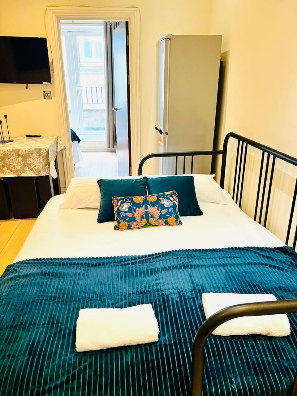 Nice One Bedroom Apartment in the City of London Apartment in London