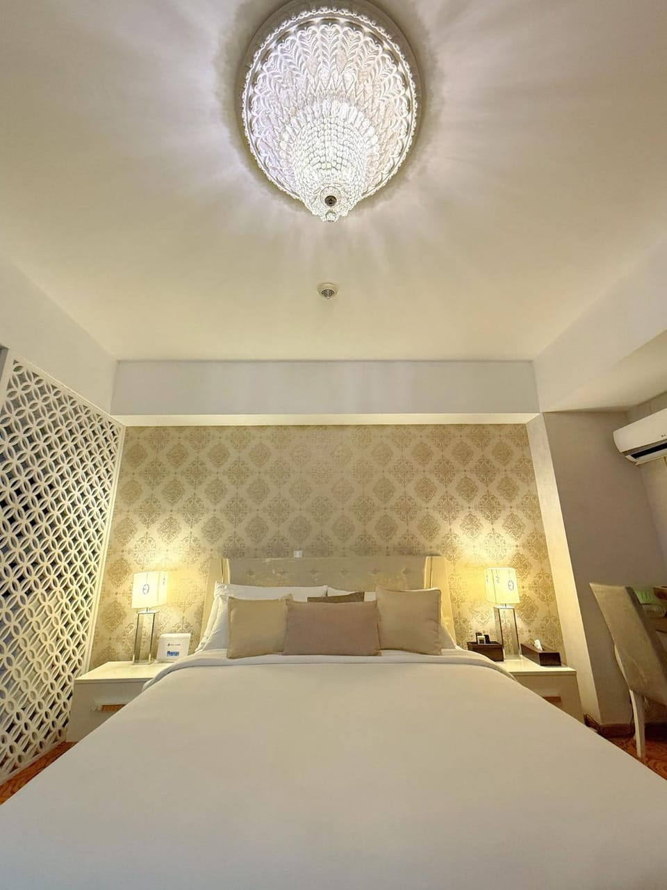 MaxStays - Max Home at The Venice Residences Apartment hotel in Makati
