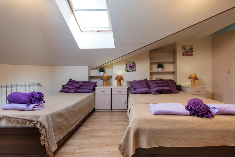 Bed, Bedroom, wardrobe