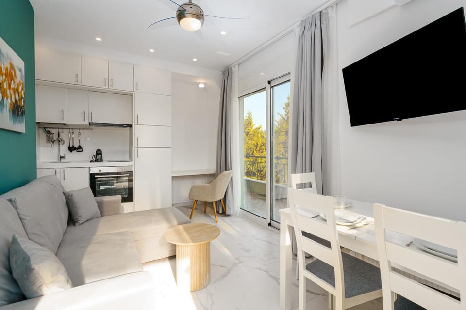 Louisa Apartment - Hellenic Apartments Avlona Apartment in Decentralized Administration of Attica