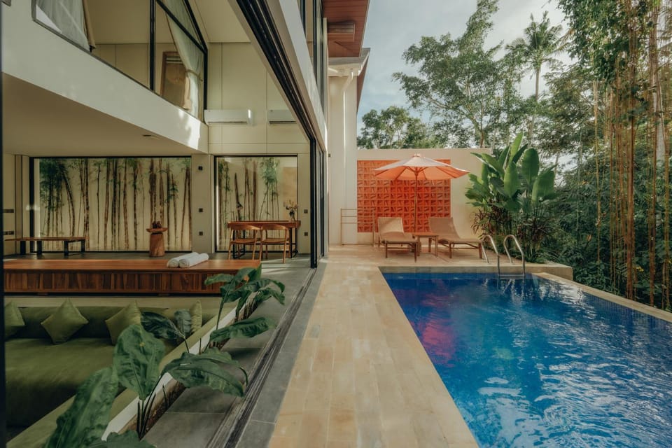 Pool view, Swimming pool, Swimming pool