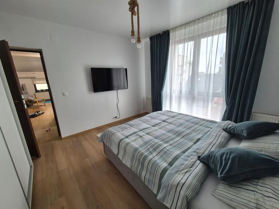 Bed, TV and multimedia