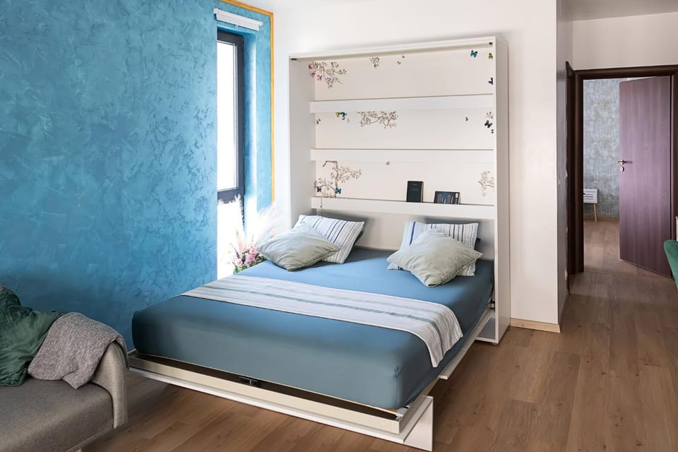 Bed, Photo of the whole room