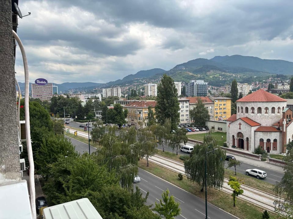 City view, Mountain view, Street view