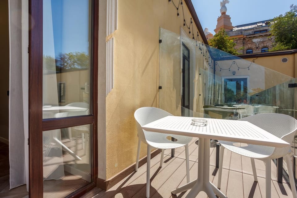 Patio, Day, View (from property/room), Balcony/Terrace