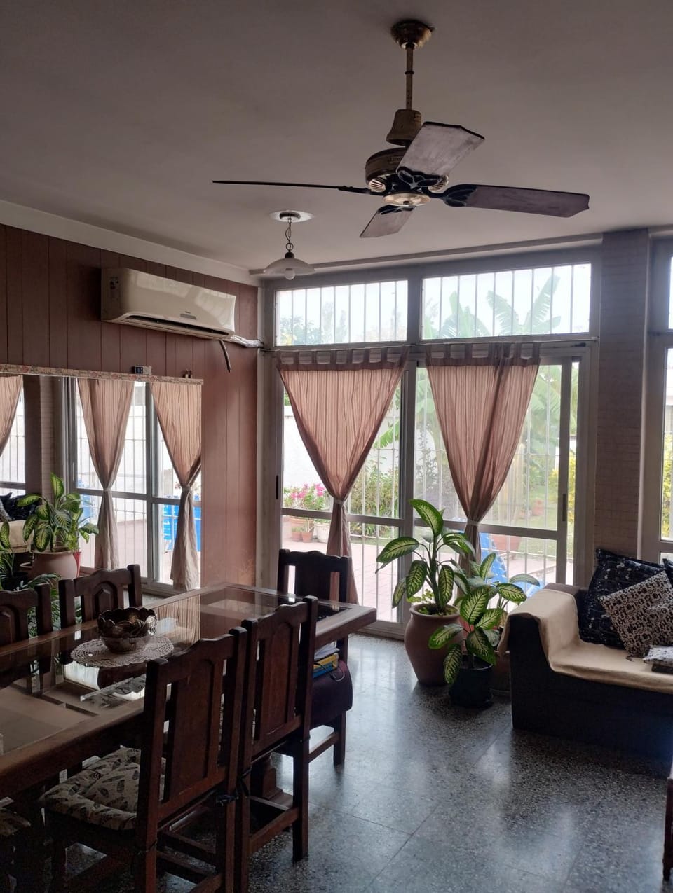 Toto House in San Juan