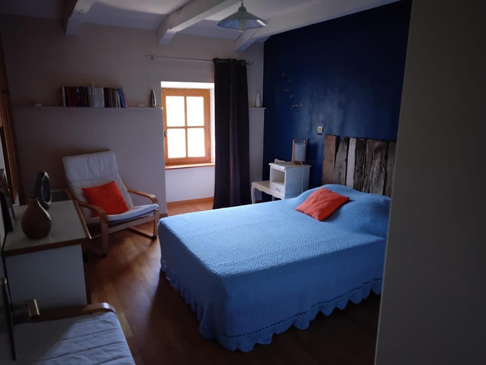 Maison de caractère à Bise Bed and Breakfast in Provence-Alpes-Côte d'Azur