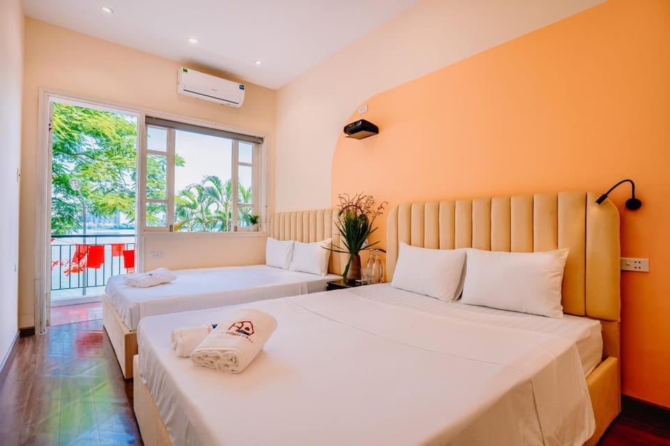 Bed, Balcony/Terrace, Photo of the whole room, Bedroom