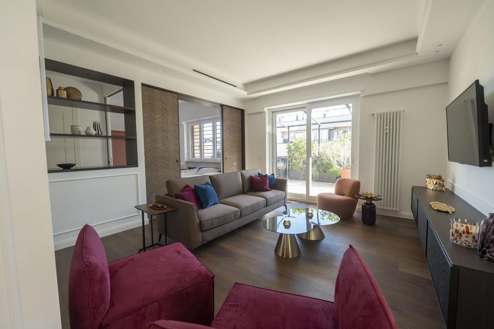 TV and multimedia, Living room, Seating area