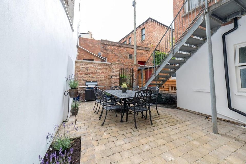 Garden, Balcony/Terrace